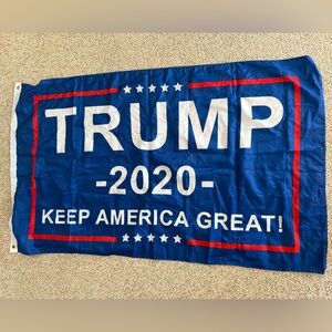 TRUMP FLAG 2020